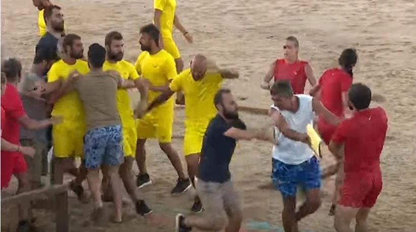 Τους φούσκωσε τα μυαλά ο Ερντογάν – Το είδαν Νεο-Οθωμανοί και ρίχνουν ξύλο και στο Survivor – Βίντεο